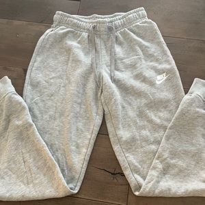 Nike Women’s Sweatpants Light Gray XS